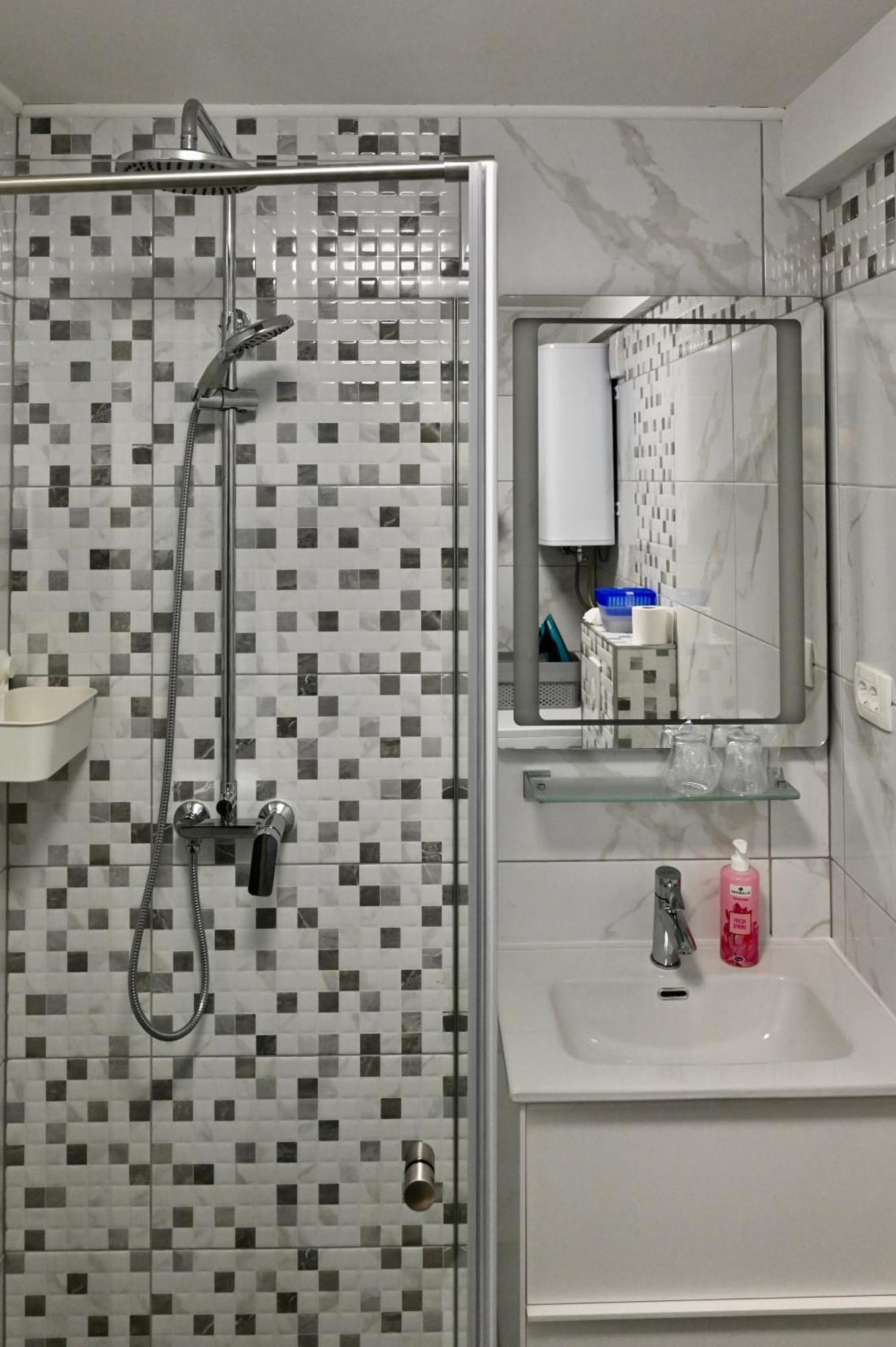 Studio Apartman Una -Self Check In,Free Parking Karlovac Buitenkant foto